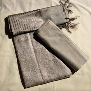 Rauha — Platinum Suit